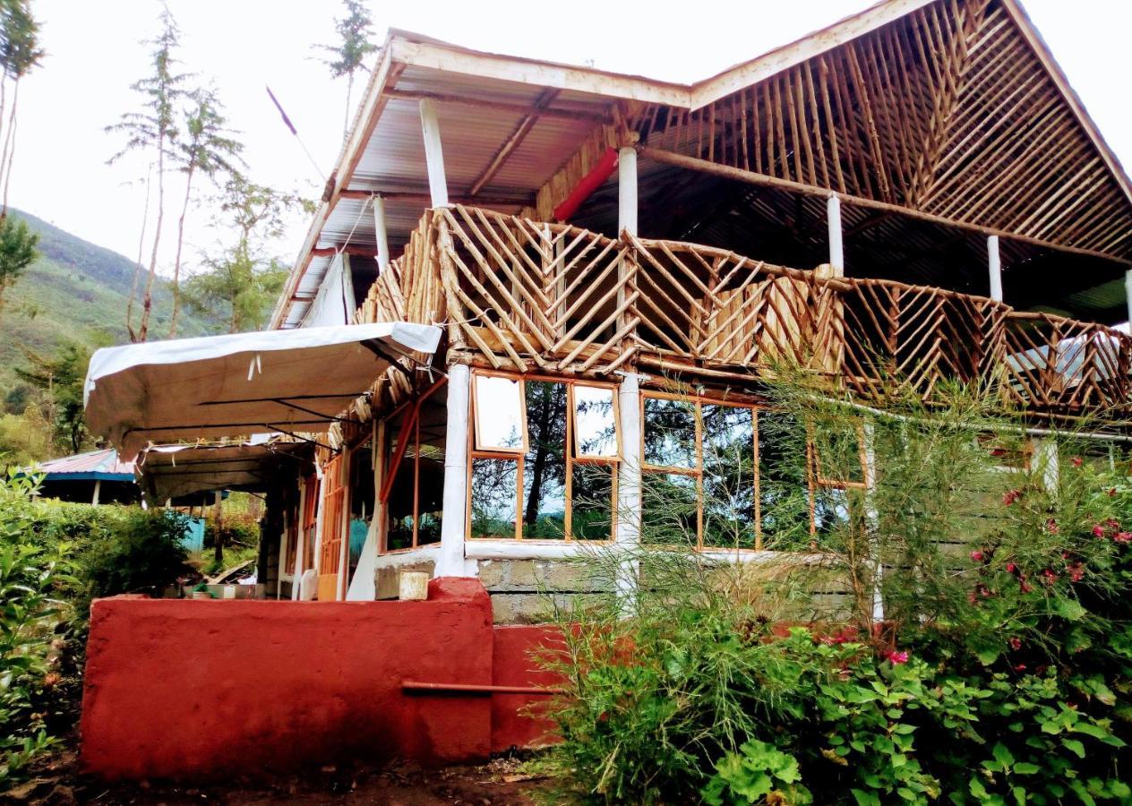 Maverick Camp, Rondavels And Homestay Nyandarua Exterior photo